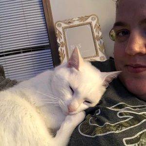 Meet your Posher, Alaina